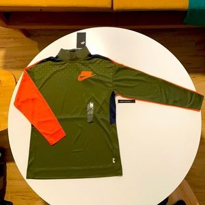 Nike Sportswear Lifestyle Women Shirt Small